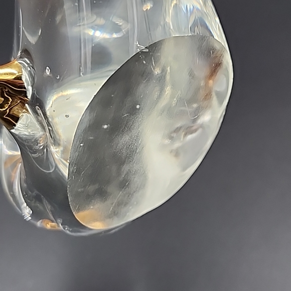 Artglass Clear and Gold Whale - Picture 12 of 13